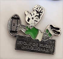 QQ197 Pin's école Rugby DRAGUIGNAN VAR Achat Immédiat - Rugby