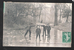 CPA94 BOIS DE VINCENNES PONT RUSTIQUE ET GRANDE RIVIERE DU LAC DAUMESNIL ENFANT SUR GLACE MORE FRANCE FOR SALE @1 - Other & Unclassified