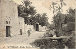 CPA AK BISKRA Vieux-Biskra - Une Rue De L'Oasis Bab-Darb ALGERIE (1146494) - Biskra