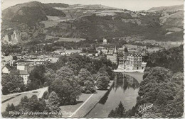 VIZILLE - CARTE PHOTO -VUE D'ENSEMBLE AVEC LE CHATEAU - ANNEE 1957 - Vizille