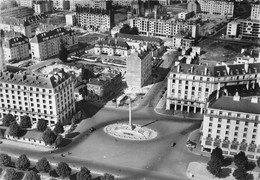 14-CAEN- PLACE DU MONUMENT AUX MORTS, VUE DU CIEL - Caen