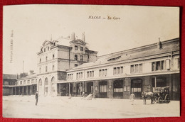 CPA  Rétrécit -  Macon  -   La Gare - Macon