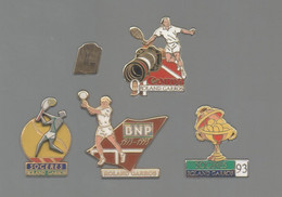 PINS PIN'S TENNIS  1017 AB ARTHUS BERTRAND BNP CANON SOGERS LACOSTE RG ROLLAND GARROS   LOT 5 PINS - Natation