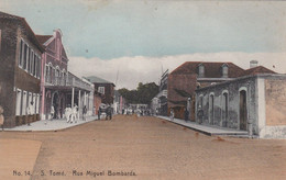 POSTCARD  PORTUGAL - AFRICA - OLD PORTUGUESE COLONY  - SÃO TOMÉ AND PRINCIPE - RUA MIGUEL BOMBARDA - Sao Tome Et Principe