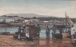 POSTCARD  PORTUGAL - AFRICA - OLD PORTUGUESE COLONY  - SÃO TOMÉ AND PRINCIPE - PONTE DE DESEMBARQUE - Sao Tome Et Principe