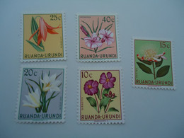 RUANDA-URUNDI MNH  STAMPS  FLOWERS - Otros & Sin Clasificación