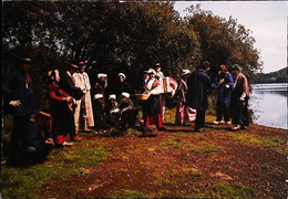 ►  CPSM   Auvergne    Bourrée D'Aydat  Accordéon - Danses