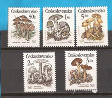 TSCH-99  TSCHECHOSLOWAKEI GUTE QUALITAET BILLIG AUSFERKAUF MNH - Lots & Serien