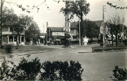 ESSONNE  SAINTE GENEVIEVE DES BOIS Place Franklin Roosevelt  ( Cpsm ) - Sainte Genevieve Des Bois