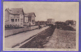 Carte Postale 50. Saint-Vaast-la-Hougue  Les Villa  Rue De Réville   Très Beau Plan - Saint Vaast La Hougue