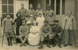 Valence * Carte Photo Militaire Photographe A. FUMAT * Hôpital Auxiliaire * Infirmières Soldats Militaires Blessés - Valence