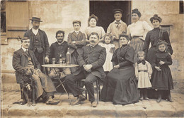 CAFE- CARTE-PHOTO- A SITUER- UNE FAMILLE - Caffé