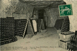 Vouvray * Caves Du Bourg * Travail Des Vins Mousseaux * Les Pupitres * Le Remuage * Vignoble Alcool - Vouvray