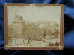 Photo Petit Cabinet Anonyme  Vannes Tour Du Connetable Et Remparts  Vergers (neige)  CA 1895-1900 - L558 - Luoghi