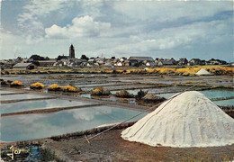 LOIRE ATLANTIQUE  44  BATZ SUR MER - LA RECOLTE DU SEL - CACHET - Batz-sur-Mer (Bourg De B.)