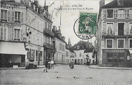 89 Yonne - CPA - AVALLON - Place Vauban Et Rue Tour Du Magasin - Confiserie Boulangerie Tabac Recette Buraliste - - Avallon