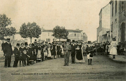 Clisson * Cavalcade Du 4 Aout 1907 * La Noce Villageoise Et Bretonne , Place Du Champ De Foire - Clisson