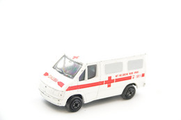 CORGI , FORD TRANSIT AMBULANCE BELGISCHE RODE KRUIS , N°XX - Issue - Matchbox