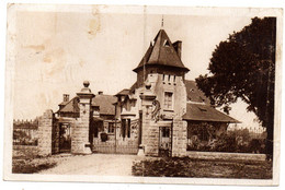 AMBRIERES  LE GRAND--1946--Le Chateau--Porte D'honneur ........timbre ...cachet...........à Saisir - Ambrieres Les Vallees