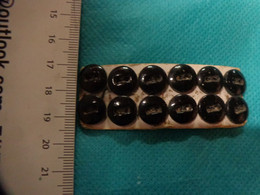 Lot De 10 Boutons  Ancien - Noir Diametre 1.1cm - Boutons