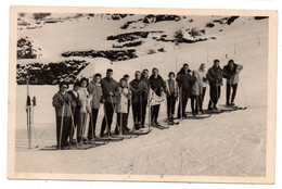 Sports--SKI-- Photo  D'un Groupe De Skieurs (très Animée ) --tyrol ..Autriche ..OETZAL.........à Saisir - Skiing