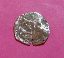 Hungary Medieval Coin Copper 0.41 Gr. 15 Mm. - Hungary