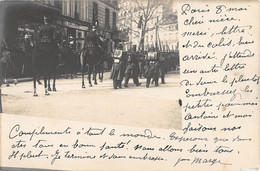 CPA 75 PARIS CARTE PHOTO INTITULEE PARIS 8 MAI - Sonstige & Ohne Zuordnung