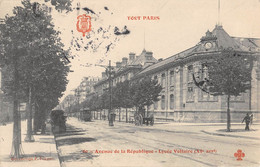 CPA 75 PARIS XIe TOUT PARIS AVENUE DE LA REPUBLIQUE LYCEE VOLTAIRE - Paris (11)