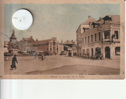 02 - Carte Postale Ancienne De  HIRSON     Un Coin De La Place - Hirson