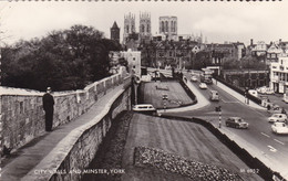 CITY WALLS AND MINSTER YORK (DIL151) - York