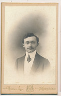 Photographie Ancienne Début XXe CDV Portrait  D'un Homme Photographe Hisson à Mortagne Sur Sèvre - Oud (voor 1900)