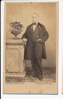 Photographie Ancienne XIXe CDV Portrait  D'un Homme Photographe Darnay Et Motte à Poitiers - Oud (voor 1900)