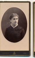 Photographie Ancienne XIXe CDV Portrait D'une Jeune Femme Photographe Duburguet Niort - Oud (voor 1900)