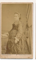 Photographie Ancienne XIXe CDV Portrait D'une Femme Photographe Léopold Dubois Poitiers - Oud (voor 1900)
