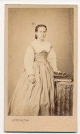 Photographie Ancienne XIXe CDV Portrait D'une Jeune Femme Photographe Alfred Perlat Poitiers - Oud (voor 1900)