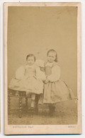 Photographie Ancienne XIXe CDV Portrait De 2 Soeurs Fillettes Photographe Bourgoin à Niort - Oud (voor 1900)