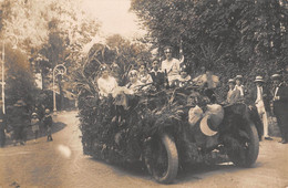 CPA 31 CARTE PHOTO CARNAVAL DE LUCHON - Luchon