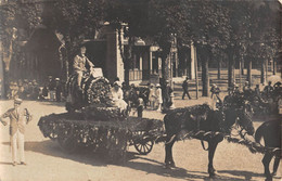 CPA 31 CARTE PHOTO CARNAVAL DE LUCHON - Luchon