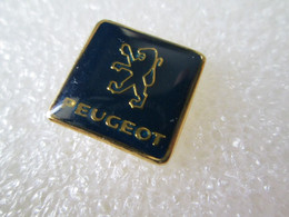 PIN'S    LOGO   PEUGEOT - Peugeot