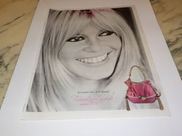 ANCIENNE PUBLICITE BRIGITTE BARDOT ET  SAC LANCEL 2011 - Altri & Non Classificati