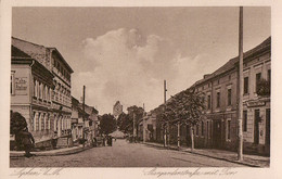 Lychen, Uckermark. Stargarderstraße Mit Tor. - Lychen