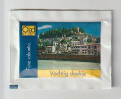 OAD Reizen (NL) Refreshing Tissue-verfrissingsdoekje - Cadeaux Promotionnels