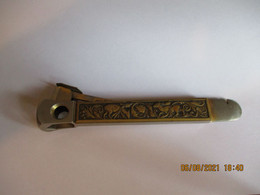 ANCIEN COUPE CIGARES DONATUS SOLINGEN FRESQUE CHASSEUR CERF ET BICHE LAITON - Cigar Knife