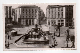 - CPSM NANTES (44) - La Place Royale 1951 - La Fontaine Et La Rue Crébillon - Edition La Cigogne 388 - - Nantes