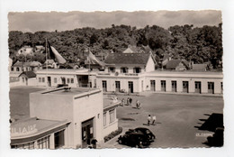 - CPSM PORNICHET (44) - Place De La Gare 1966 - Edition La Cigogne 132.36 - - Pornichet