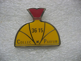 Pin's 3615 - Collec*Parfum. Tirage à 500 Exemplaires - Parfums