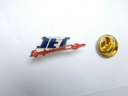 Beau Pin's Pins  , Aviation , Avion , JET Equipements - Avions