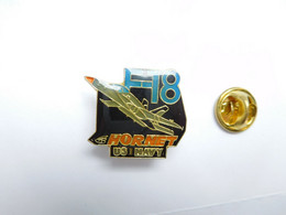 Beau Pin's Pins  , Aviation , Avion , F-18 Hornet , US Navy - Avions