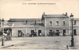 79-THOUARS- LA GARE DES VOYAGEURS - Thouars