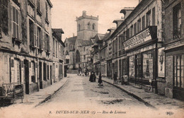 Delcampe - Dives-sur-Mer (Calvados) Rue De Lisieux, Eglise Et Etablissements Economiques De Normandie - Carte E.L.D. N° 9 - Dives